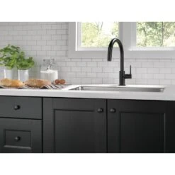 Trinsic Single-Handle Pull-Down Sprayer Kitchen Faucet With MagnaTite Docking In Matte Black 23 Trinsic Single-Handle Pull-Down Sprayer Kitchen Faucet With MagnaTite Docking In Matte Black -Master Locks Shop 1fd64c276e4b41f4b78e04a3fcbb48ee 1800x1800
