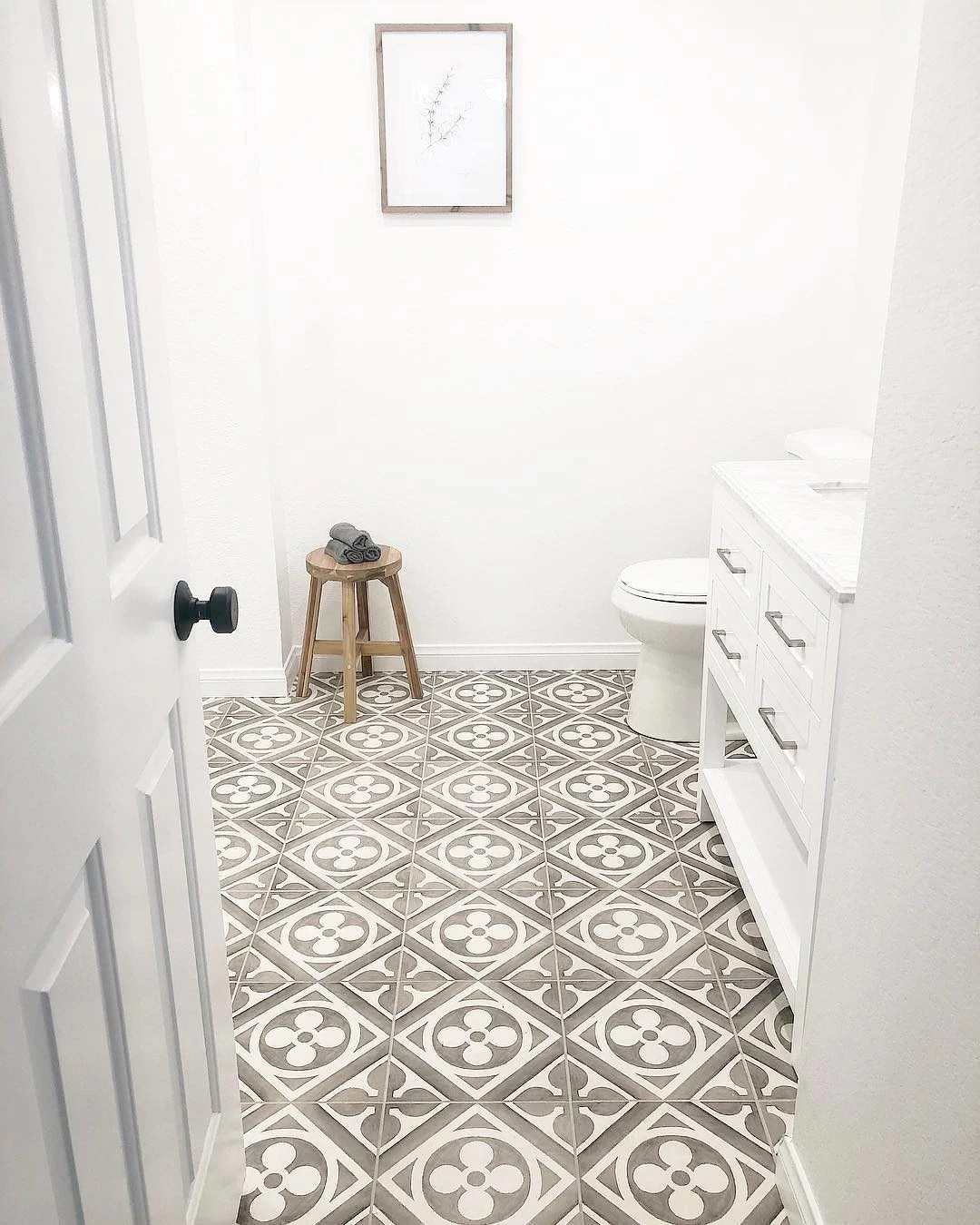 Chateau 12-in X 12-in Fiore Deco Tile In Canvas And Smoke (9.8 SqFt/Ctn) 3 Chateau 12-in X 12-in Fiore Deco Tile In Canvas And Smoke (9.8 SqFt/Ctn)