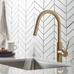 Oletto Single-Handle Pull-Down Sprayer Kitchen Faucet In Gold -Master Locks Shop 8fd1ec20e7744d60cdbe6a6c39927904 1800x1800