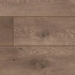 TrafficMASTER Anniston Oak 7 Mm Thick X 7-2/3 In. Wide X 50-5/8 In. Length Laminate Flooring (1063.48 Sq. Ft. / Pallet)